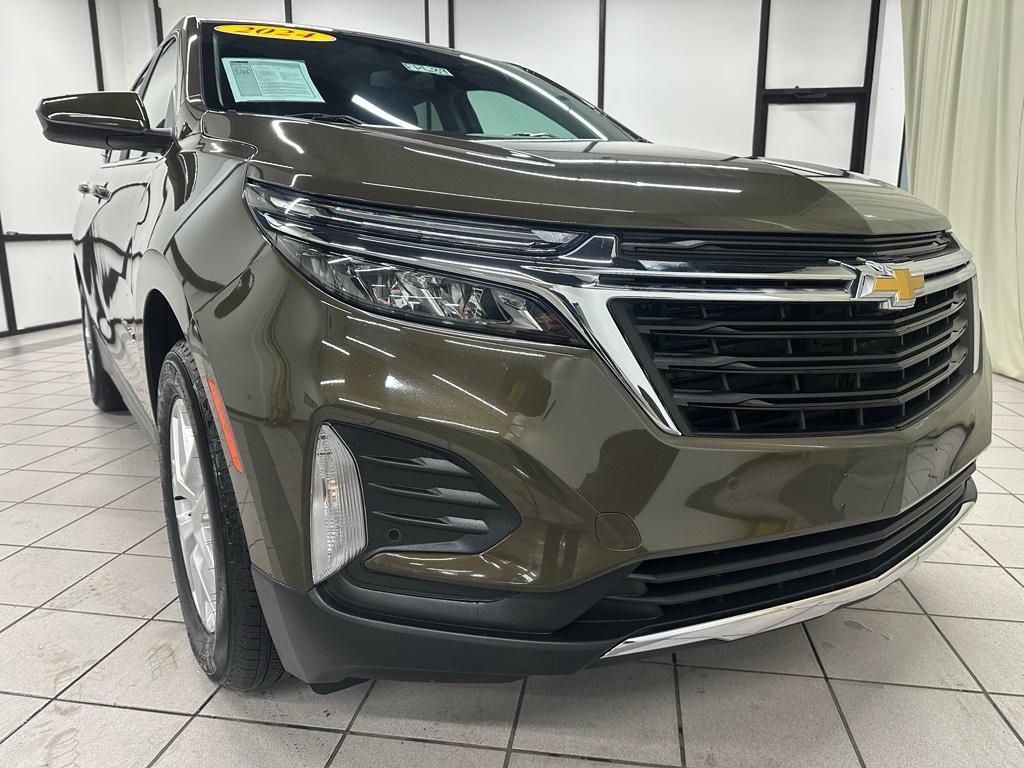 used 2024 Chevrolet Equinox car, priced at $22,988