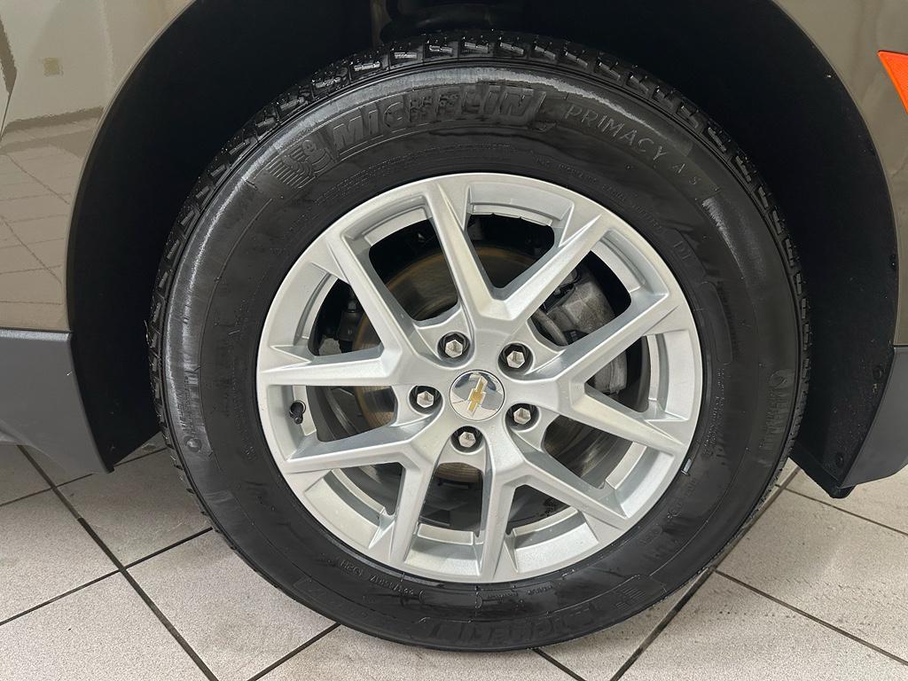 used 2024 Chevrolet Equinox car, priced at $22,988