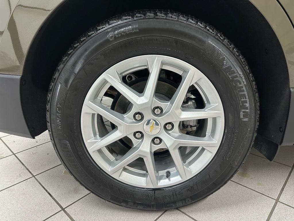 used 2024 Chevrolet Equinox car, priced at $22,988