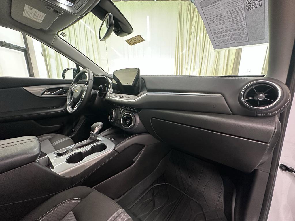 used 2024 Chevrolet Blazer car, priced at $26,885