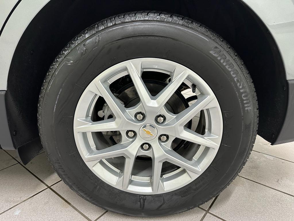 used 2024 Chevrolet Equinox car, priced at $25,225