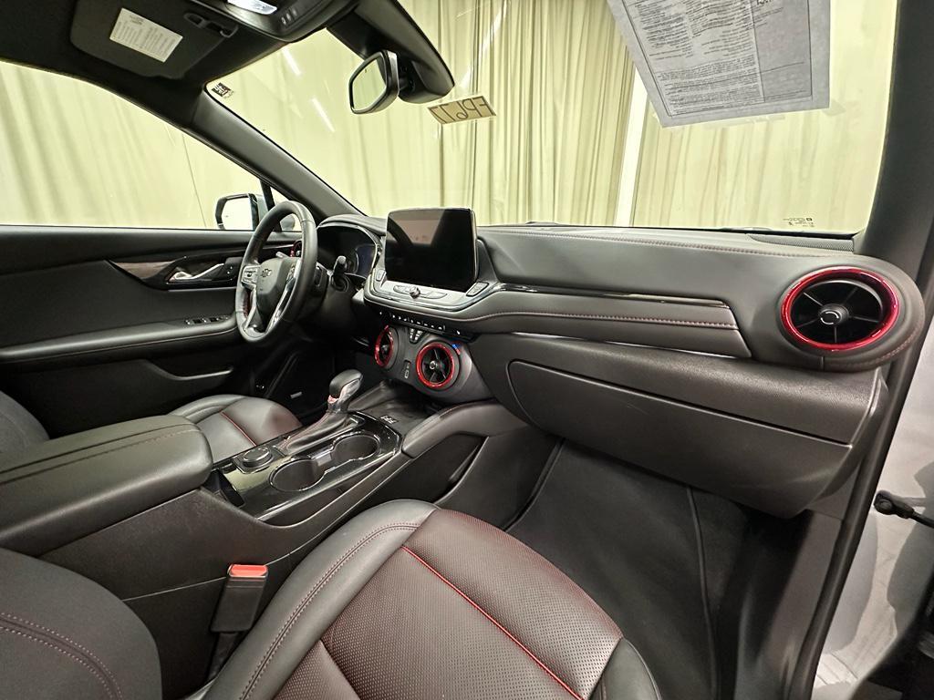 used 2025 Chevrolet Blazer car, priced at $32,885