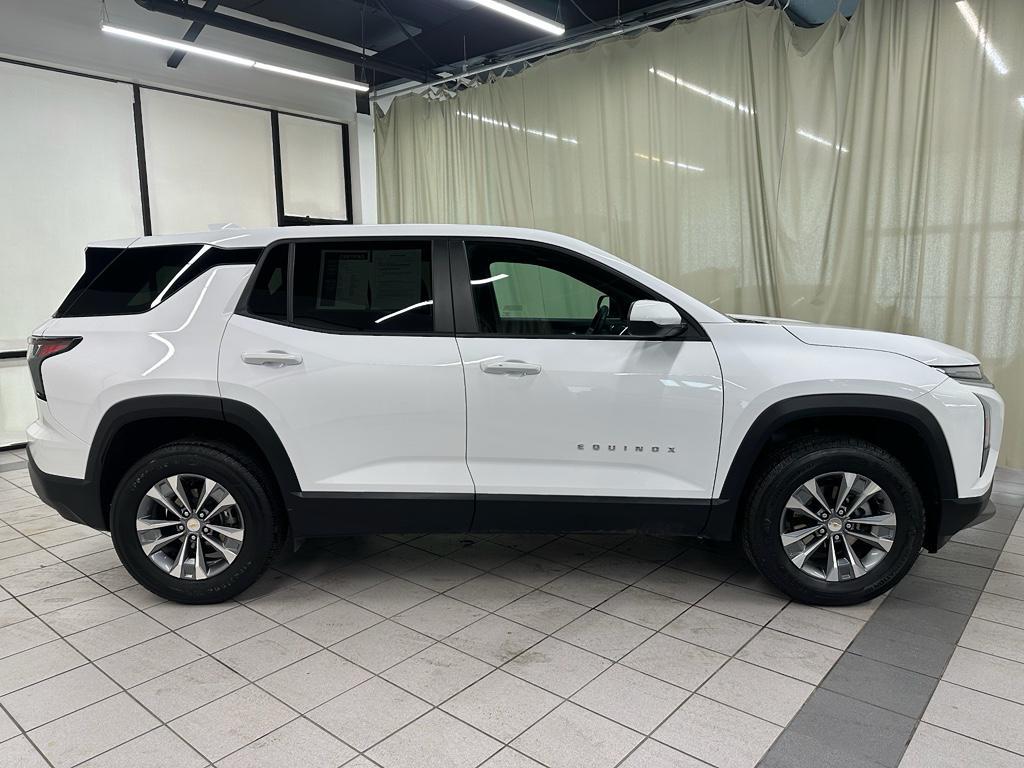 used 2025 Chevrolet Equinox car, priced at $25,880
