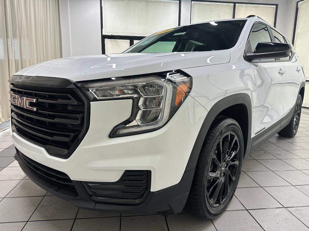 used 2024 GMC Terrain car, priced at $26,225