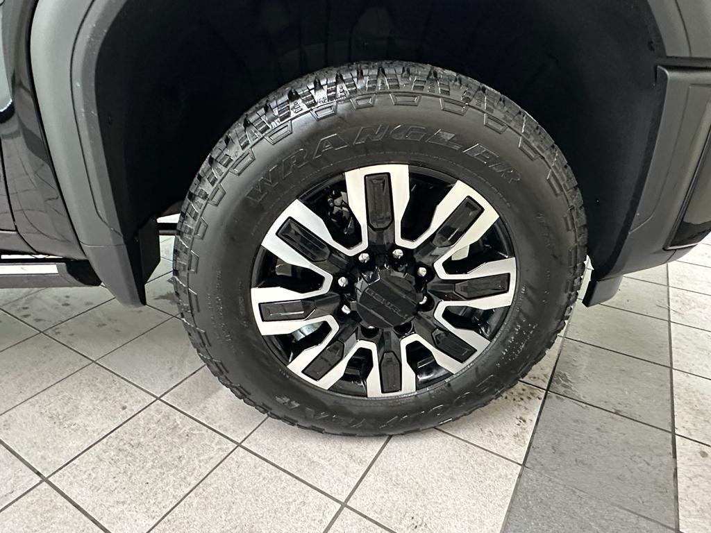 new 2026 GMC Sierra 2500 car, priced at $90,709