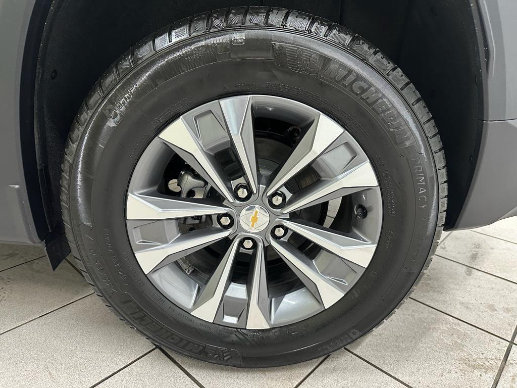 new 2026 Chevrolet Equinox car, priced at $32,046