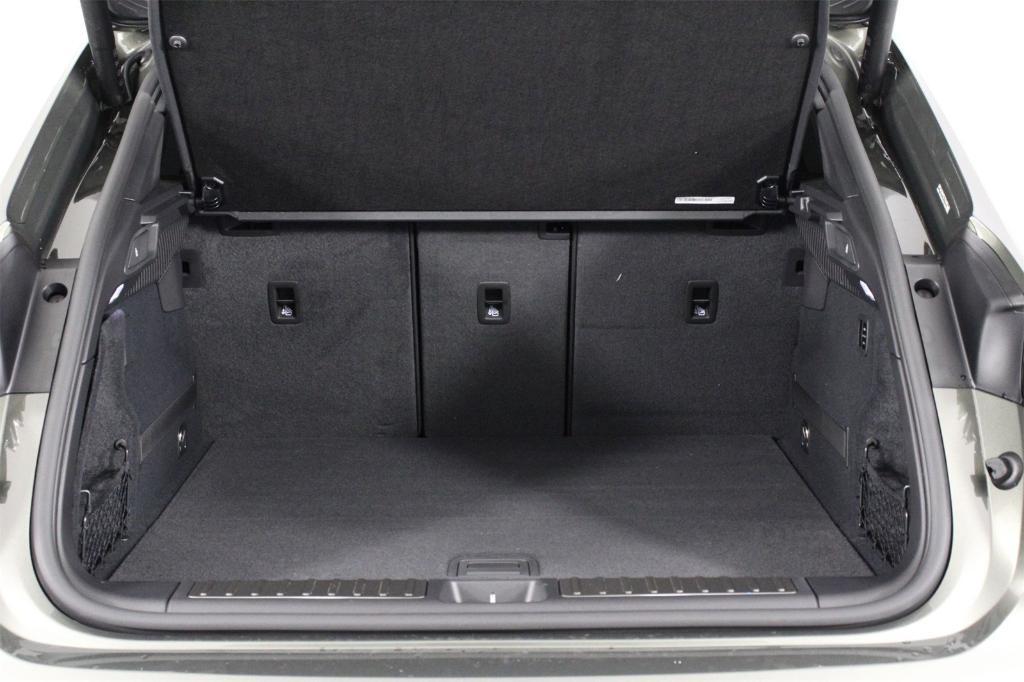 new 2025 Porsche Macan car, priced at $137,165