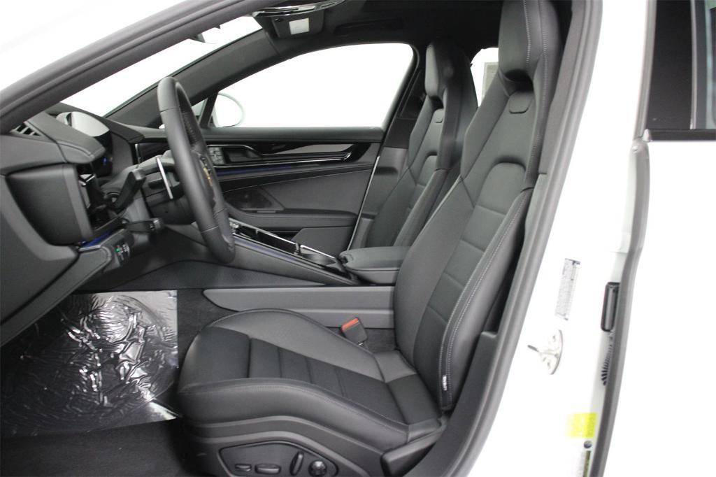 new 2026 Porsche Panamera car, priced at $132,910