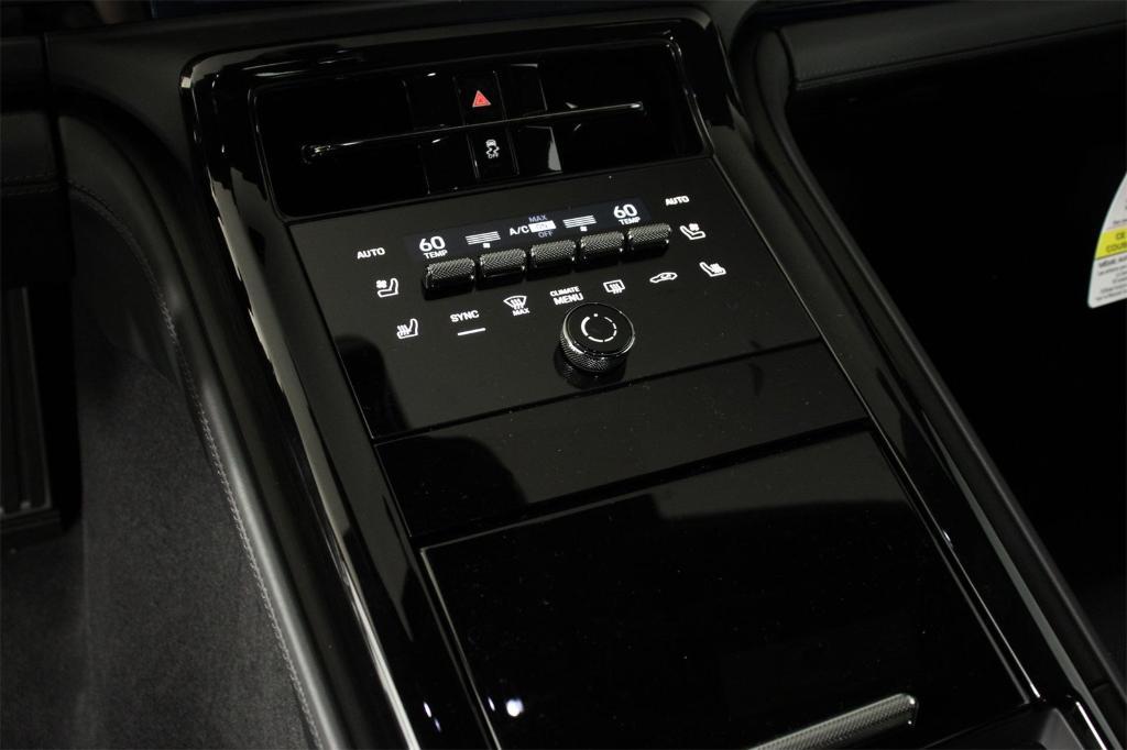 new 2026 Porsche Panamera car, priced at $191,450