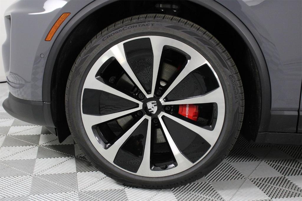 new 2026 Porsche Macan car, priced at $112,040