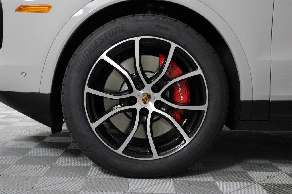 new 2026 Porsche Cayenne car, priced at $139,540