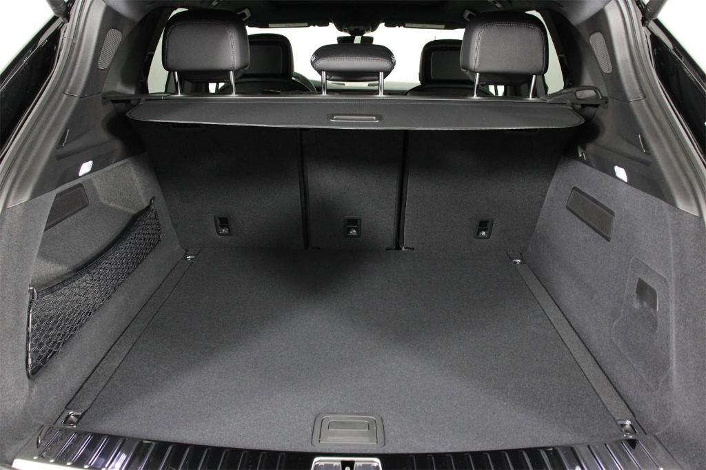 new 2026 Porsche Cayenne car, priced at $99,800