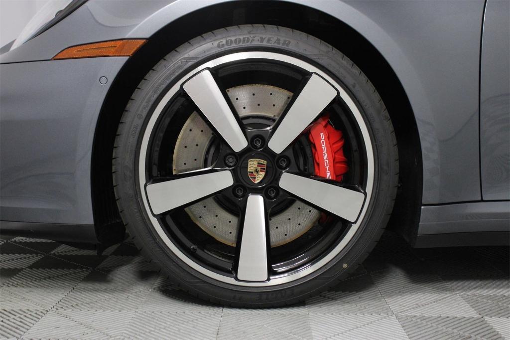 new 2026 Porsche 911 car, priced at $191,920