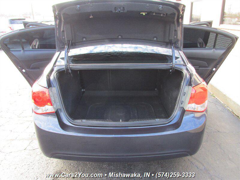 used 2015 Chevrolet Cruze car, priced at $7,995