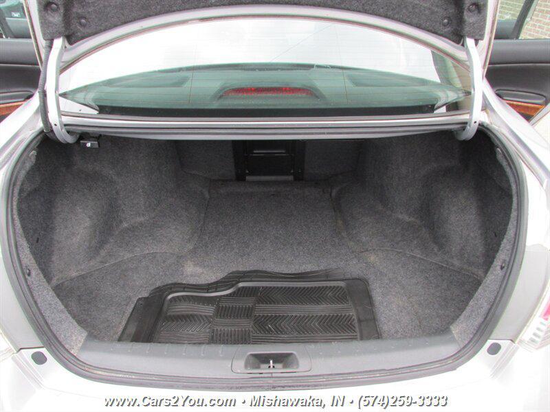 2011 Alabaster Silver Metallic Honda Accord