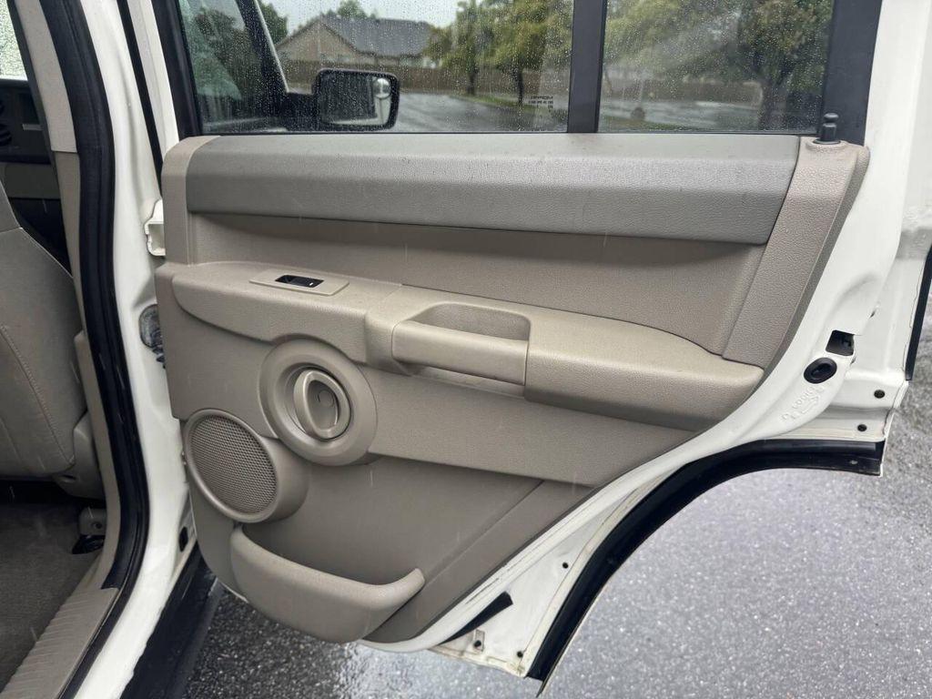 used 2008 Jeep Commander car, priced at $3,000