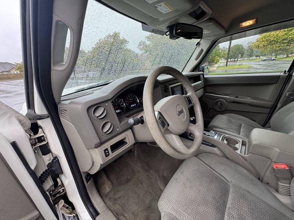 used 2008 Jeep Commander car, priced at $3,000