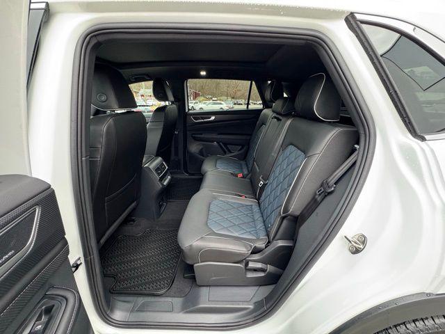 new 2026 Volkswagen Atlas Cross Sport car, priced at $54,667