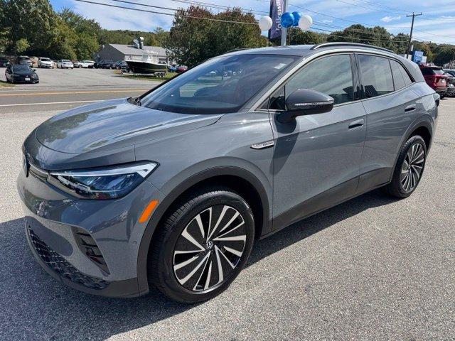 used 2025 Volkswagen ID.4 car, priced at $31,647