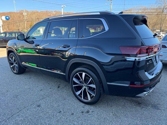 new 2026 Volkswagen Atlas car, priced at $53,655