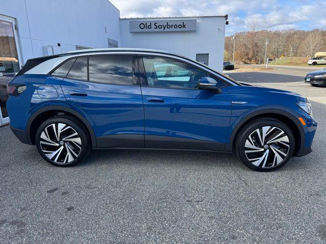 new 2025 Volkswagen ID.4 car, priced at $52,487