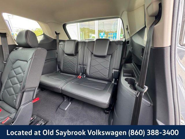 new 2025 Volkswagen Atlas car, priced at $38,058