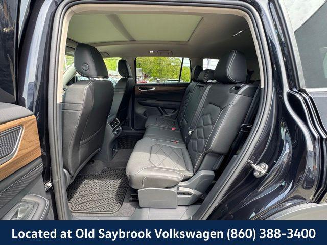 new 2025 Volkswagen Atlas car, priced at $39,950