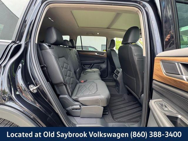 new 2025 Volkswagen Atlas car, priced at $39,950