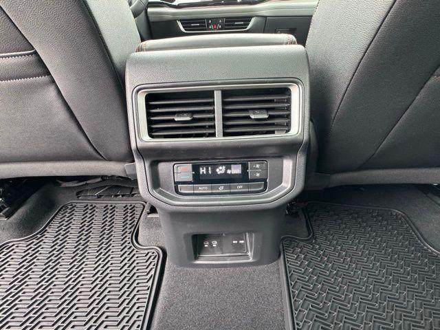 new 2026 Volkswagen Atlas car, priced at $48,090