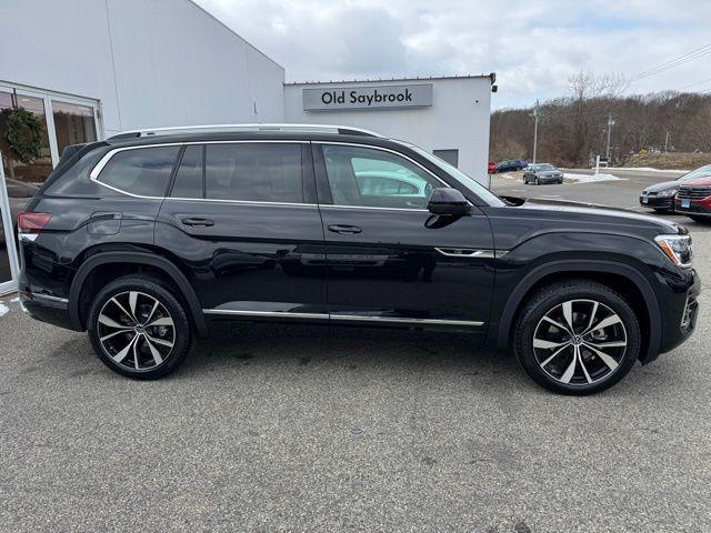 new 2026 Volkswagen Atlas car, priced at $55,433
