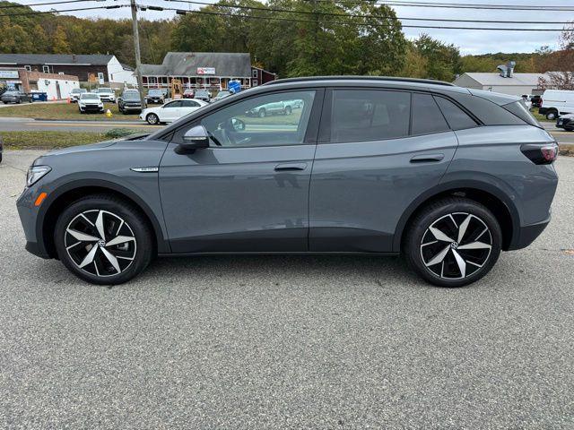 new 2025 Volkswagen ID.4 car, priced at $48,882