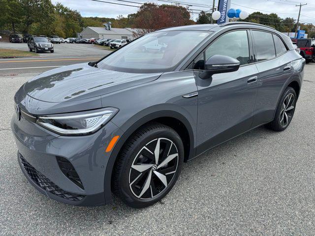 new 2025 Volkswagen ID.4 car, priced at $51,382