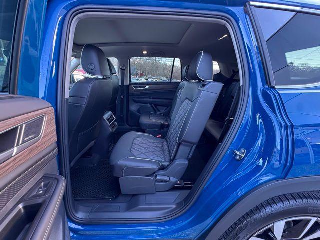 new 2026 Volkswagen Atlas car, priced at $55,670