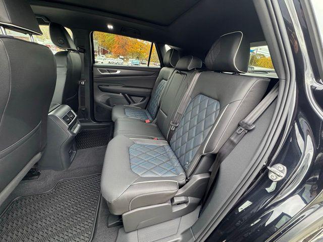 new 2026 Volkswagen Atlas Cross Sport car, priced at $53,738