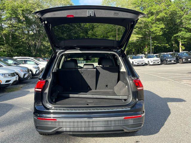 used 2022 Volkswagen Tiguan car, priced at $24,996