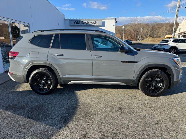 new 2026 Volkswagen Atlas car, priced at $47,878