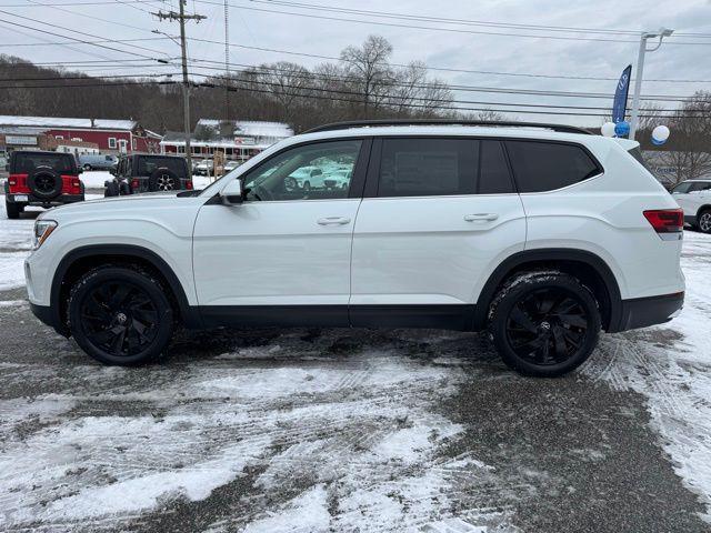 new 2026 Volkswagen Atlas car, priced at $47,175