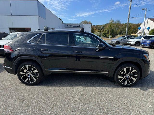 new 2026 Volkswagen Atlas Cross Sport car, priced at $53,981