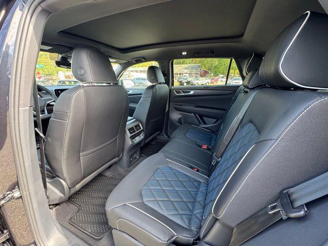 new 2026 Volkswagen Atlas Cross Sport car, priced at $53,981