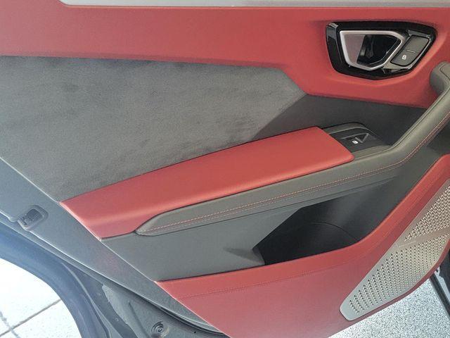 used 2020 Lamborghini Urus car, priced at $235,000