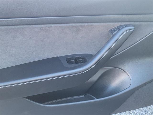 used 2021 Tesla Model 3 car, priced at $17,499