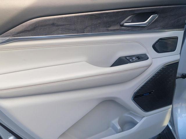 used 2021 Jeep Grand Cherokee L car, priced at $28,395