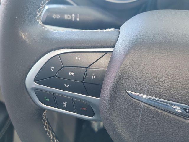 used 2024 Chrysler Pacifica car, priced at $27,295