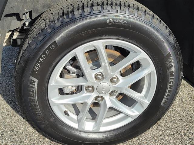 used 2023 Jeep Grand Cherokee car, priced at $29,495