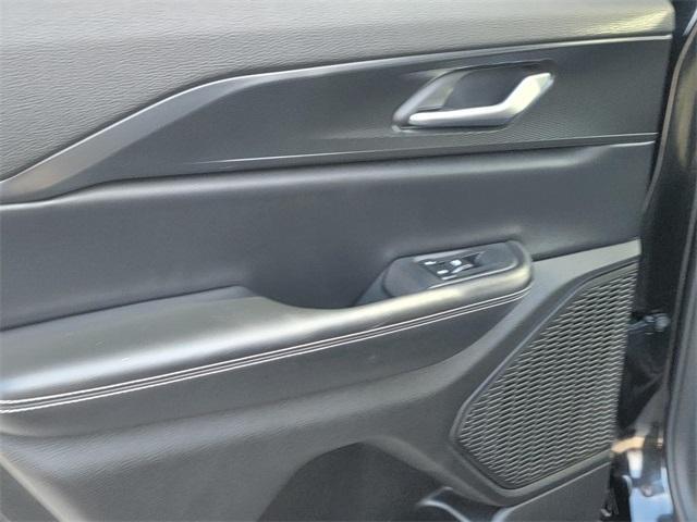 used 2023 Jeep Grand Cherokee car, priced at $29,495