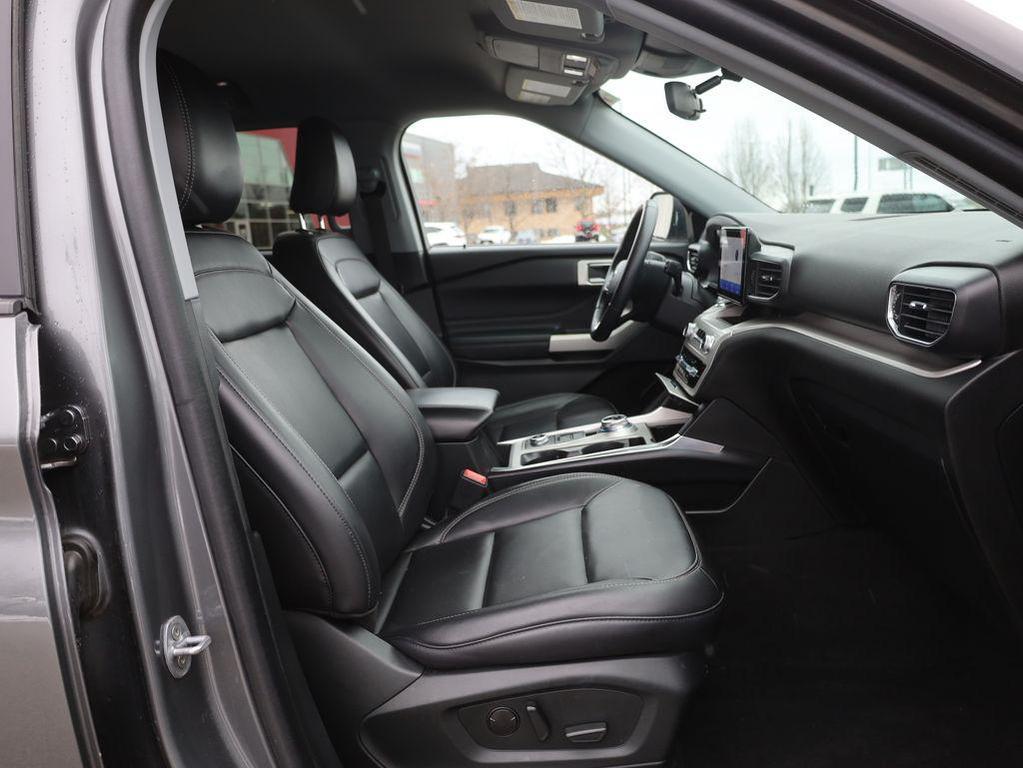 used 2023 Ford Explorer car, priced at $27,995