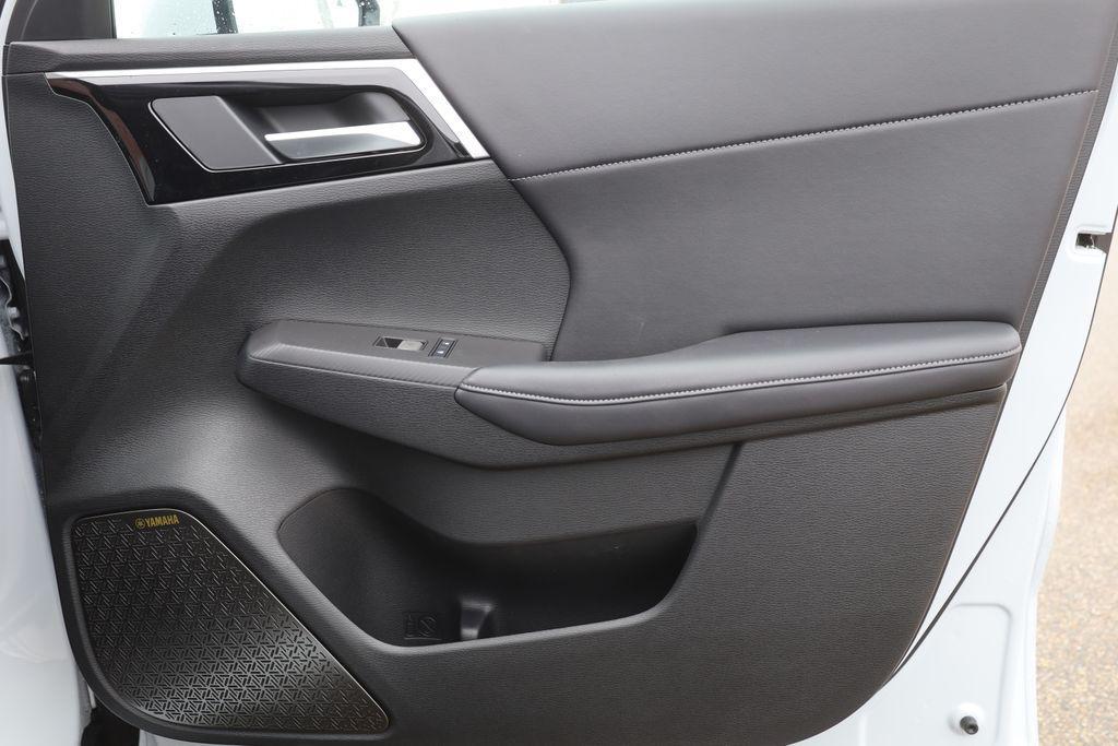 new 2025 Mitsubishi Outlander car, priced at $36,880