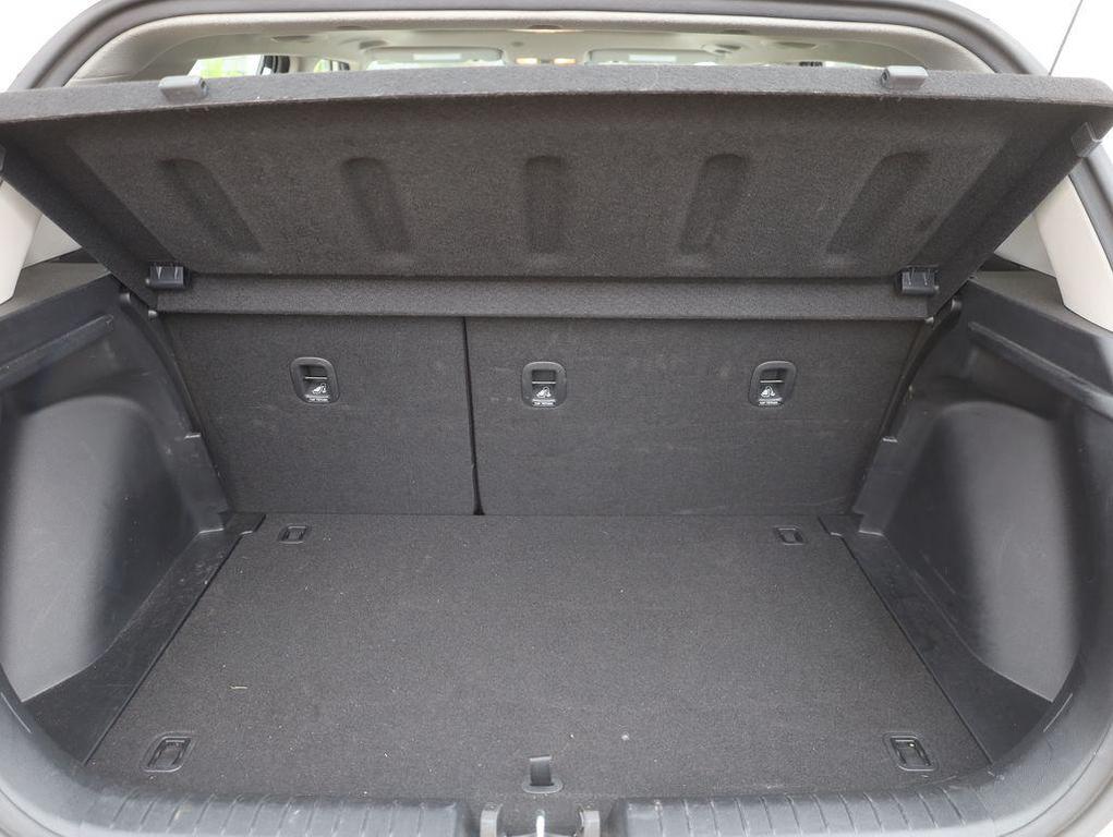 used 2025 Hyundai Venue car, priced at $20,414