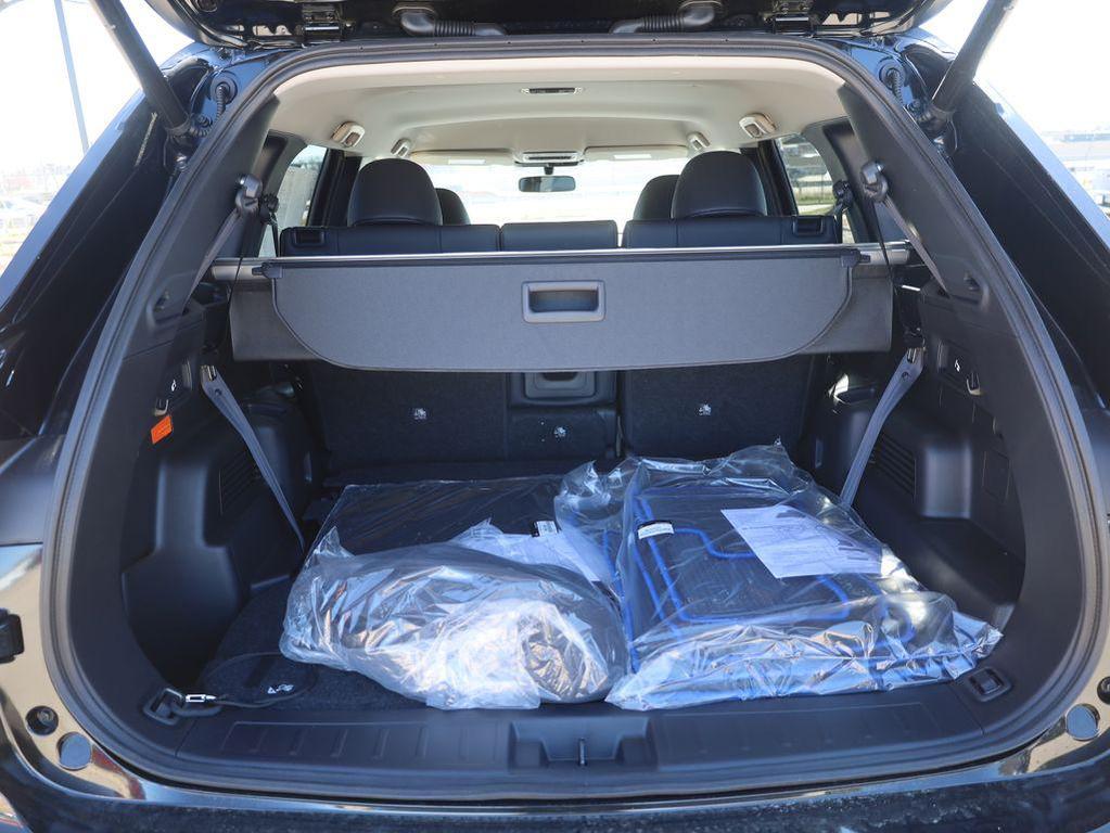 new 2025 Mitsubishi Outlander PHEV car, priced at $39,860