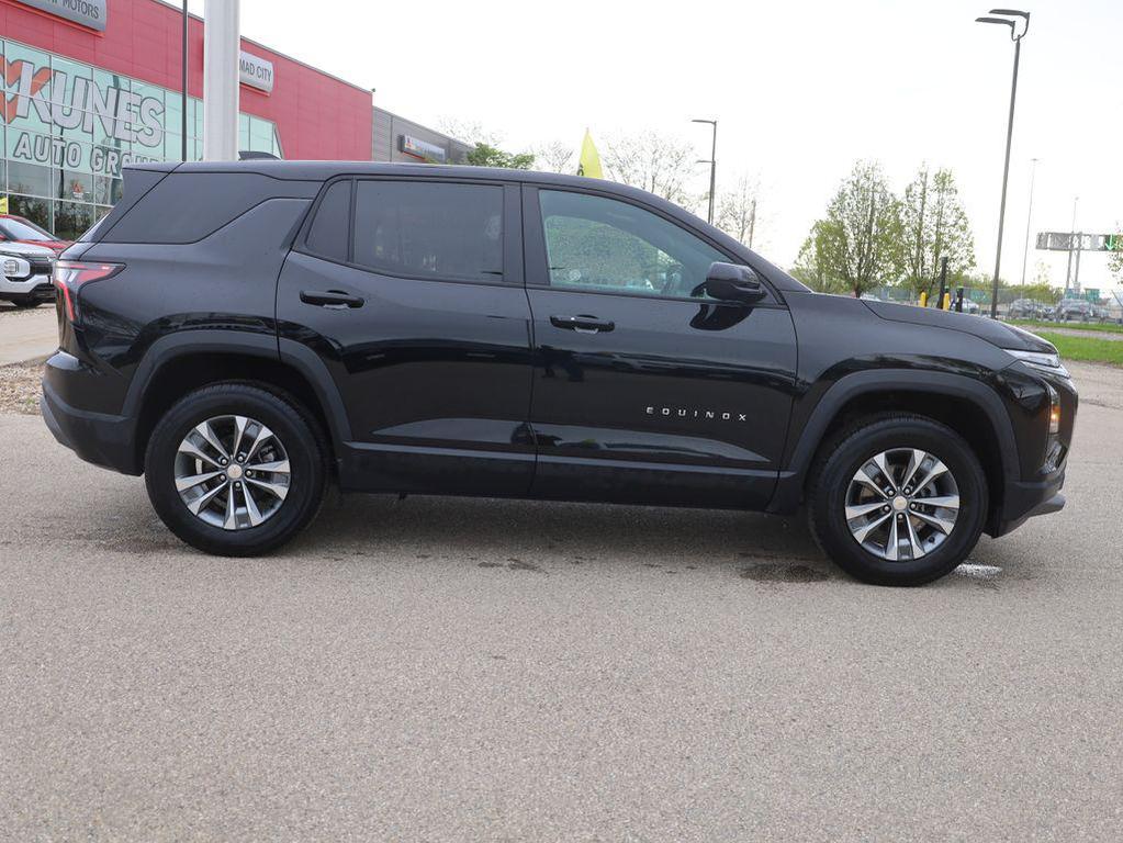 used 2026 Chevrolet Equinox car, priced at $28,114